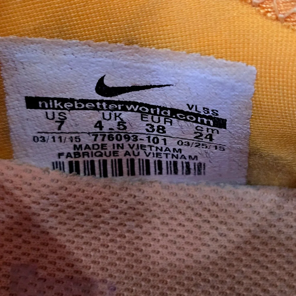 Nike FI Impact 2 Womens Size 7 Golf Shoes White Orange Pink 776093-101
